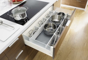 4 ưu điểm vượt trội khi sử dụng phụ kiện tủ bếp Garis tại Showroom Lê Gia